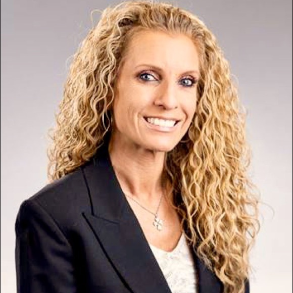 Meet your Posher, Dana - Picture 1 of 1